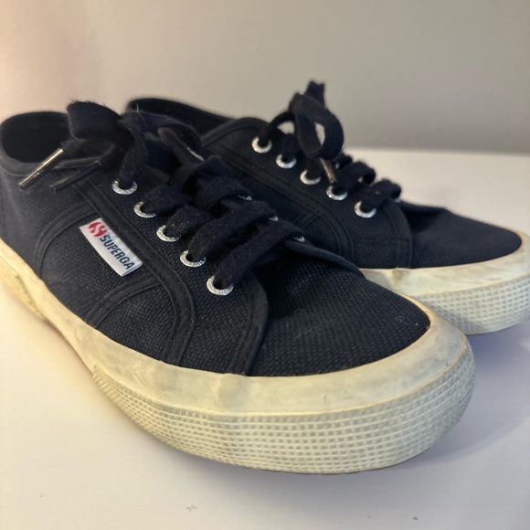 Girls Navy Superga Shoes - Picture 1 of 6